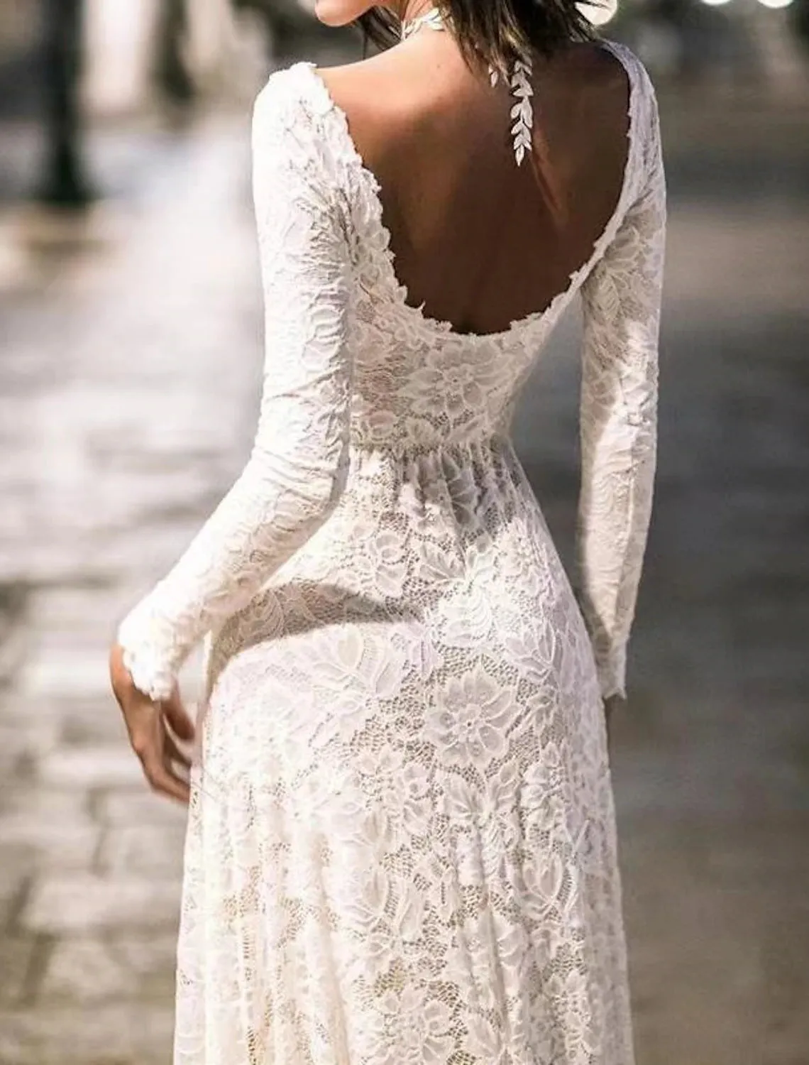 A-Line Evening Gown Open Back Dress Formal Wedding Party Dress Sweep / Brush Train Long Sleeve Jewel Neck Lace with Appliques