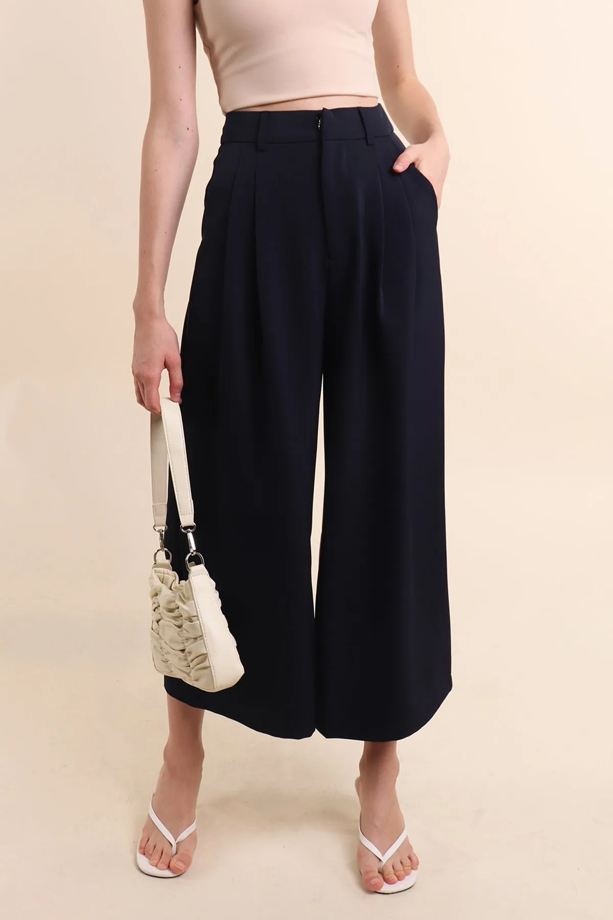 ALVIE WIDE-LEGGED PANTS IN NAVY