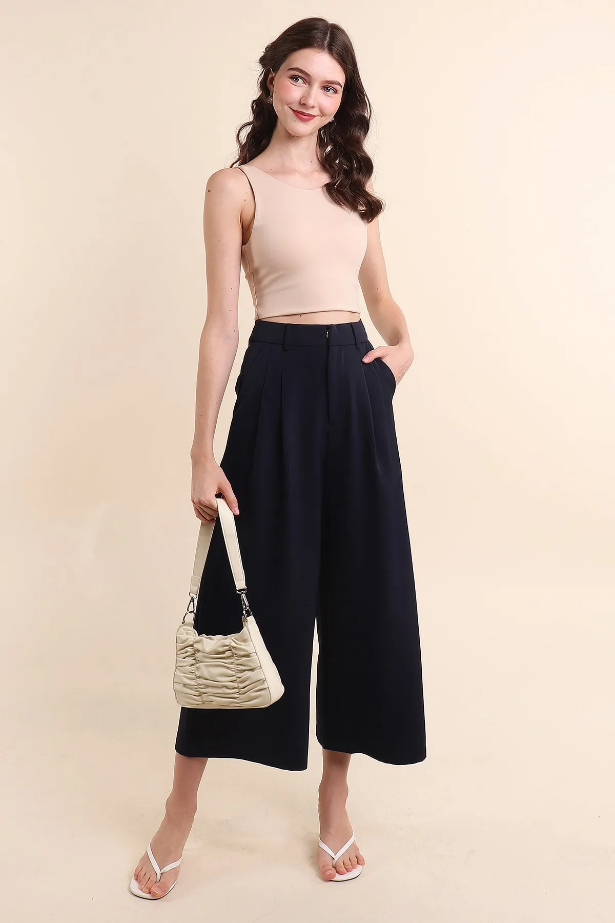 ALVIE WIDE-LEGGED PANTS IN NAVY