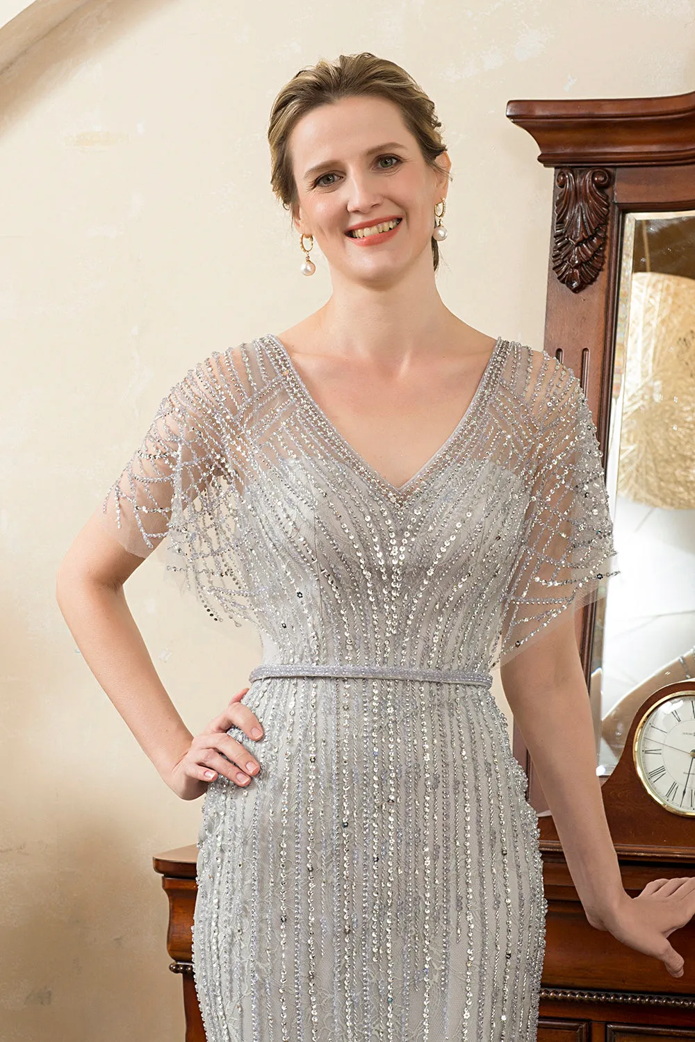 Beading V-neck Glitter Mermaid Mother of Bride Dress