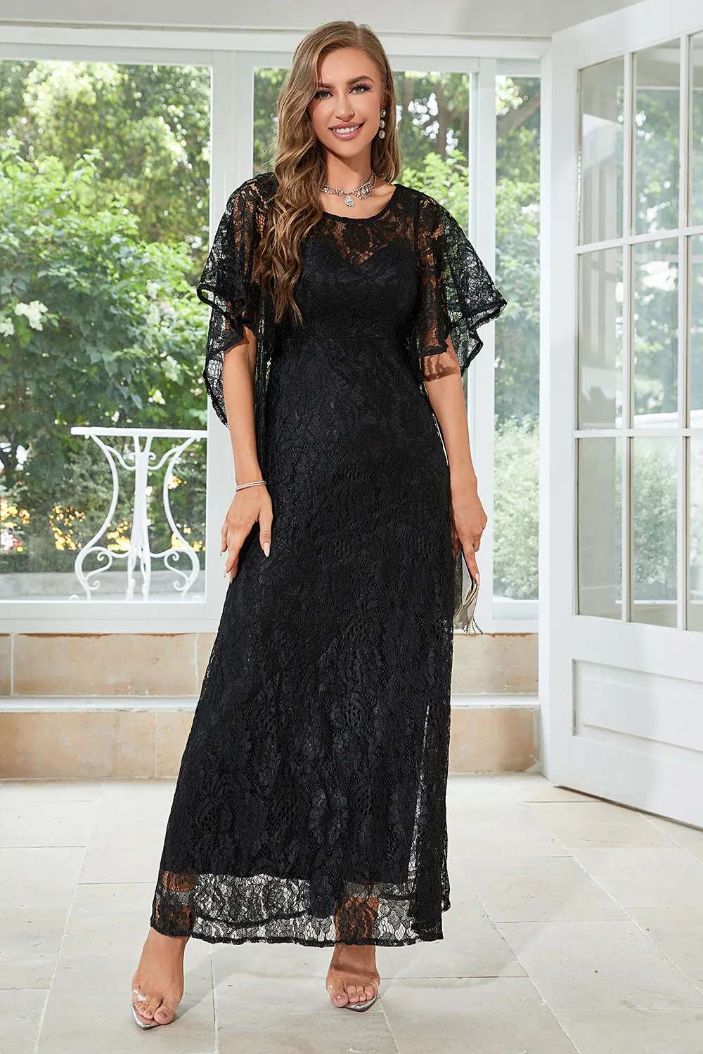 Black Lace A-line Round Neck Short Sleeves Mother of Bride Dress